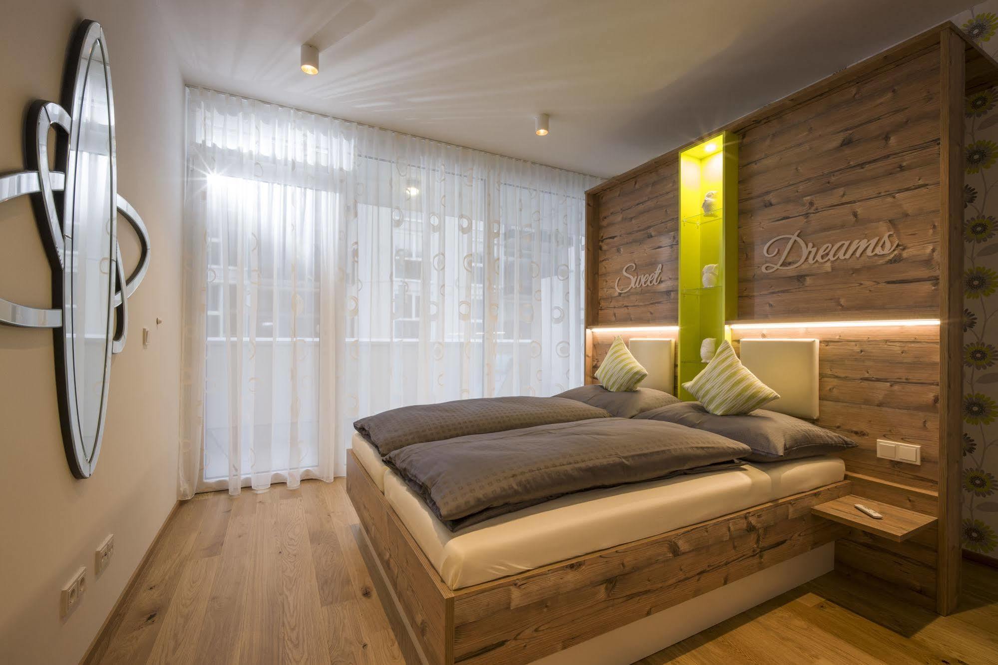 Private Living Apartments 쿠프슈타인 외부 사진